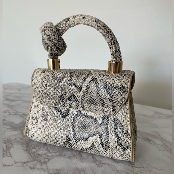 Urban Expressions Mini Python CrossBody Hand Bag - Picture 4 of 10